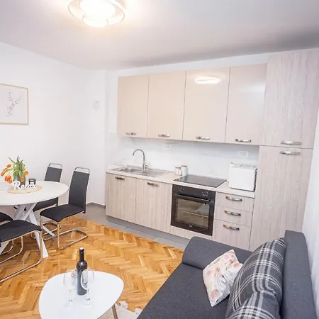 Veronika טרוגיר