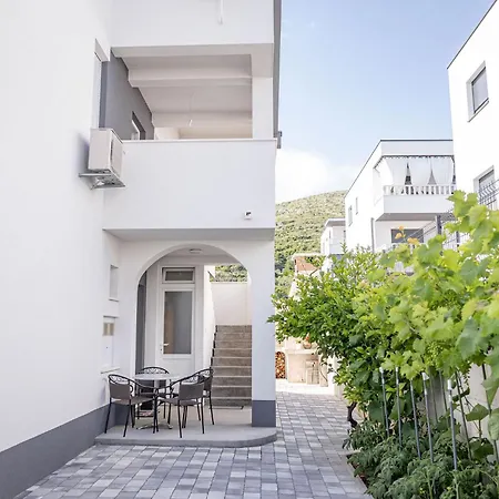 Veronika Apartmán *