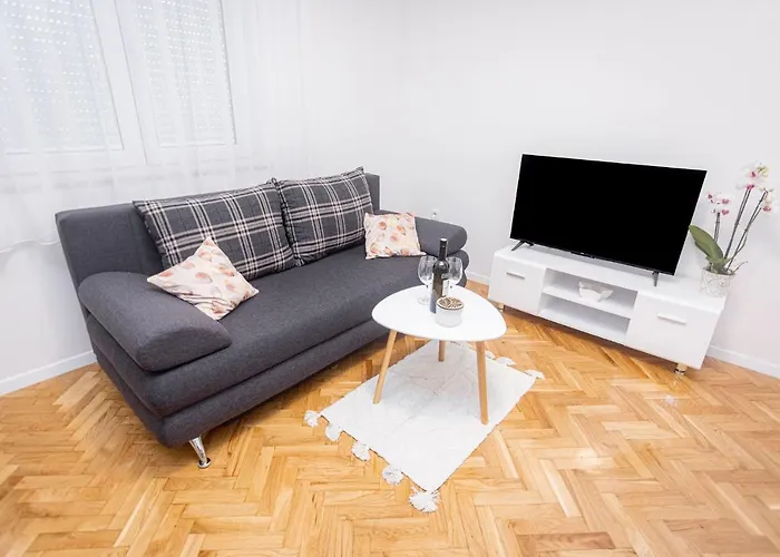 Veronika Apartment